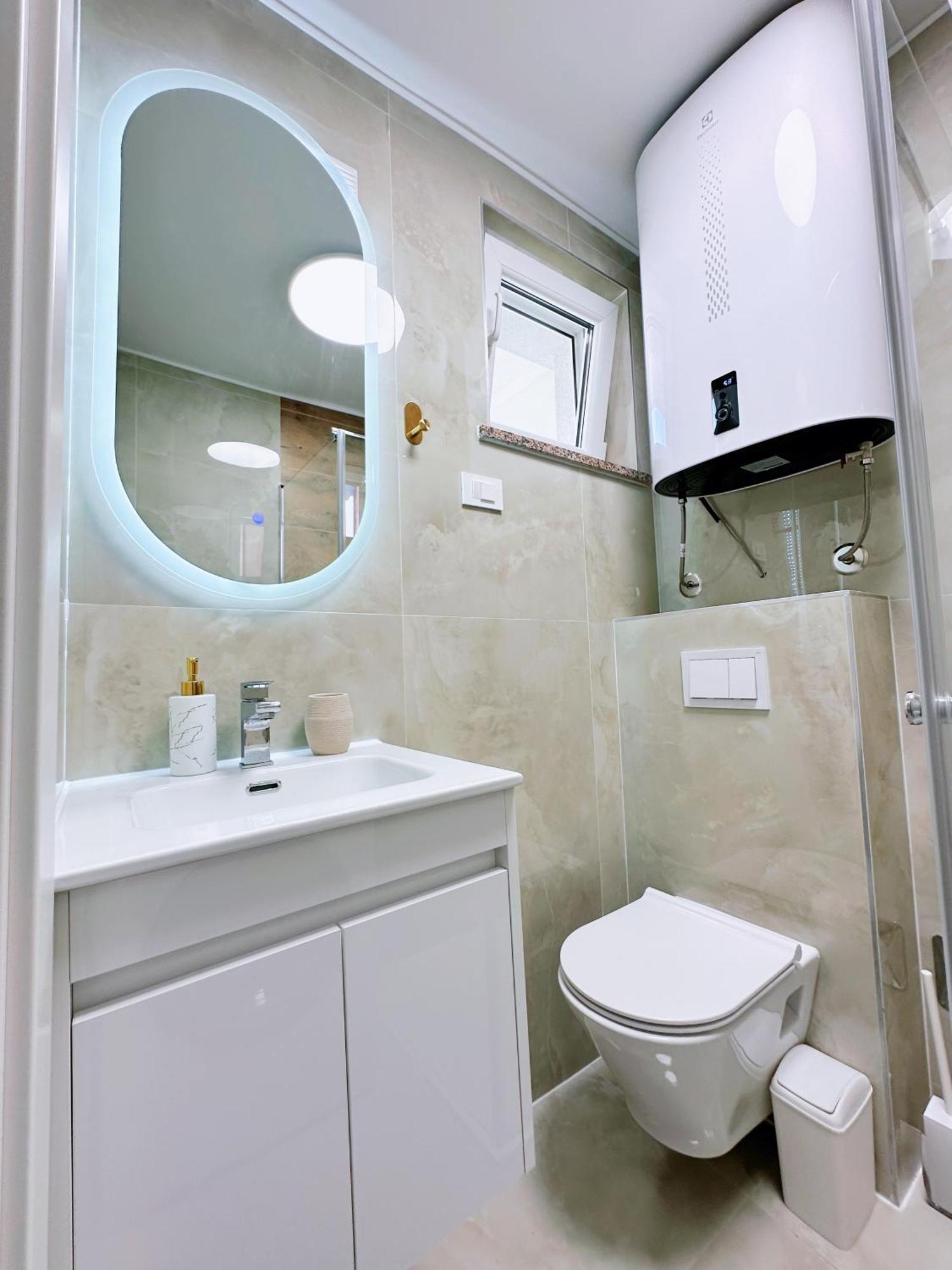 Luxury Apartment Ames Rijeka Buitenkant foto